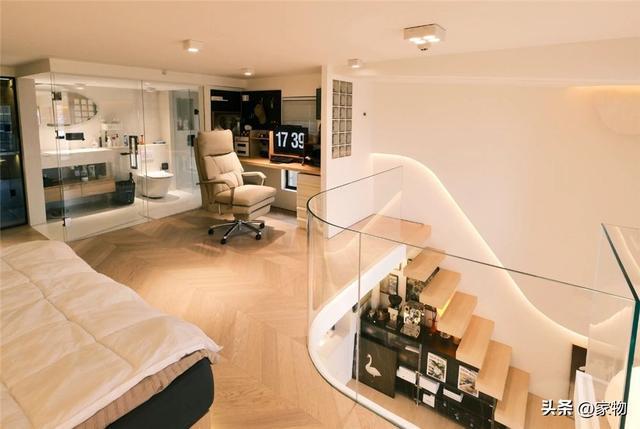 晒晒长沙小哥的40㎡LOFT:上班族的他凯发旗舰厅一个人住两层家虽小却舒适(图8)