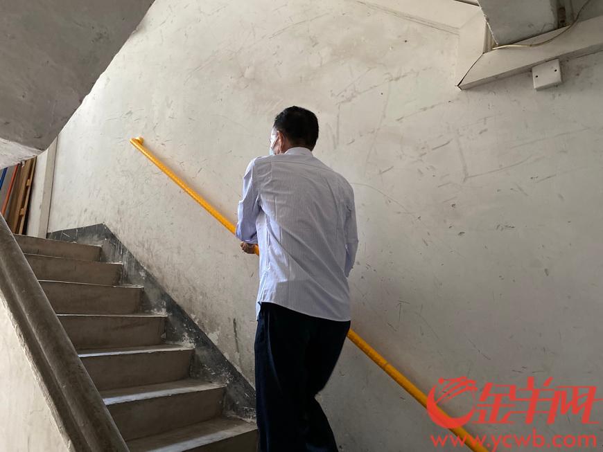 广州荔湾花地人口普查促成1640米爱心扶手惠及962户居民(图2)