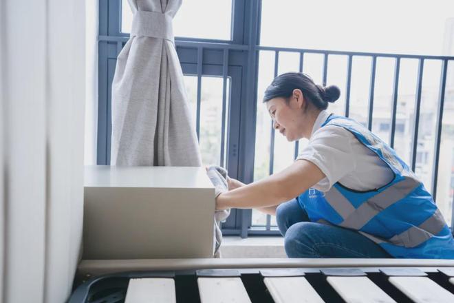 万师傅与中盈置业达成合作批量凯发国际承接公寓开荒保洁服务(图5)