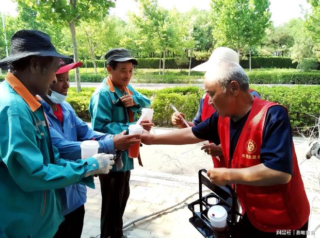 从一个人到一群人从一束光到一凯发国际团火——王允功的志愿人生