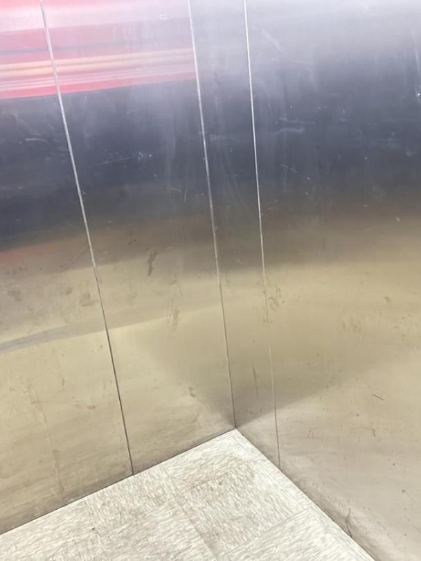 ag凯发暖心扶手撑起平安幸福新浜镇启新苑电梯增加“新装备”获居民点赞