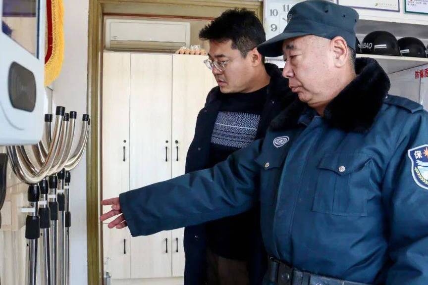 凯发旗舰厅威海市环翠区张村镇开展春季开学安全检查(图8)