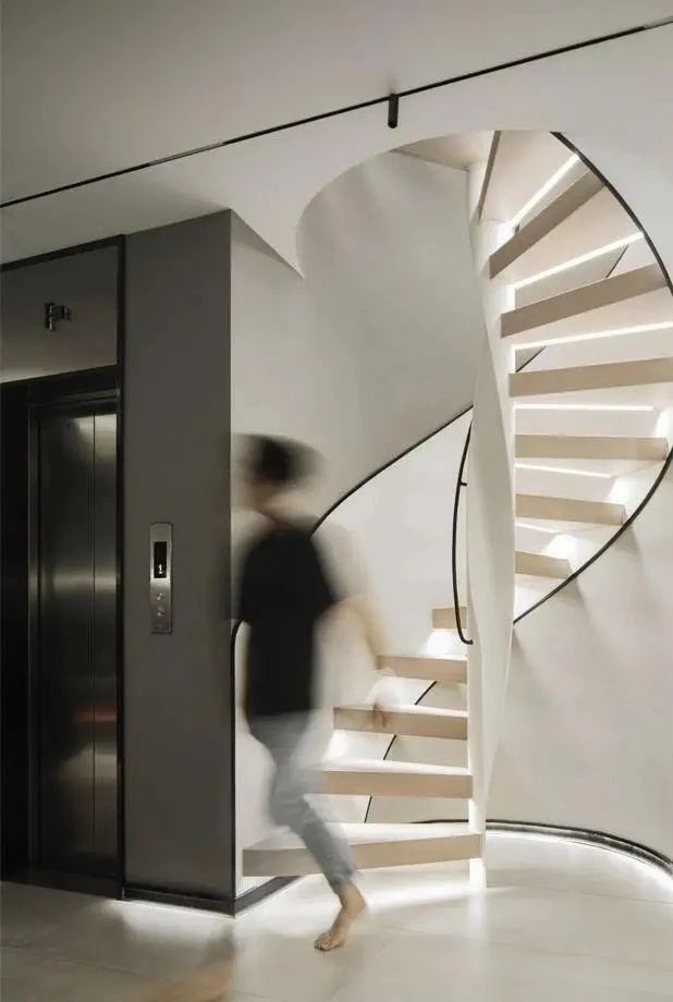 凯发旗舰厅别墅空间改造王林上淮：设计在设计之外本质是要解决问题(图6)