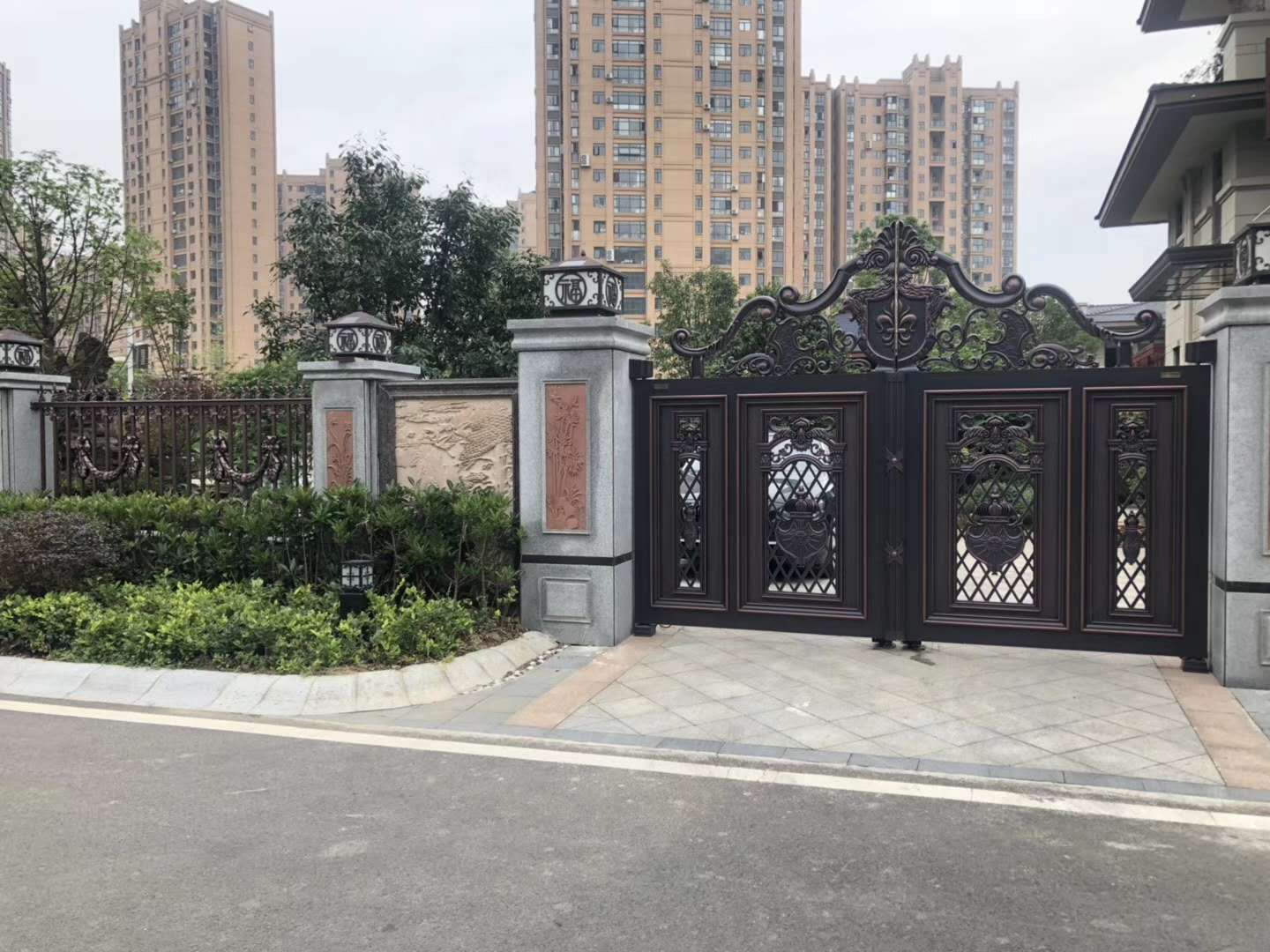 成都邛崃铝艺大门铝艺围栏