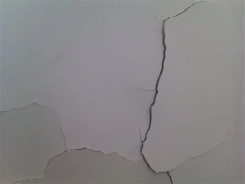 楼梯靠墙扶手是怎样安装的