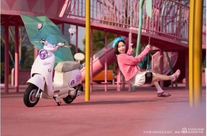 凯发旗舰厅女神节特选！五款女性专属电动车爆款联名、最高续航超80公里、最贵3479元起！(图2)
