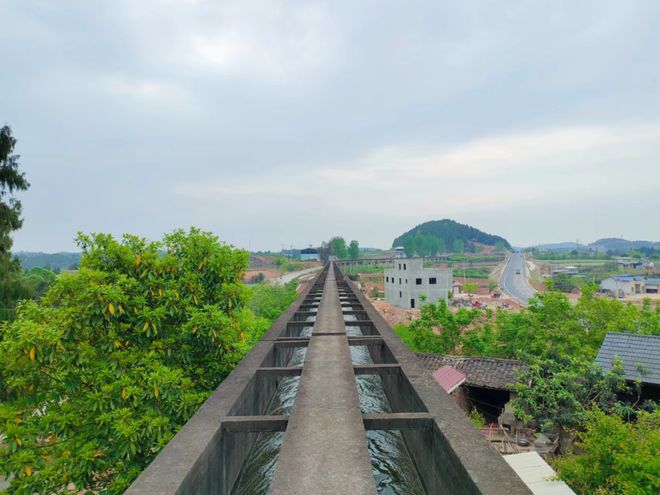 春游绵阳观花乡野‖渡槽边的烟火人间：水润万物情满乡野(图4)