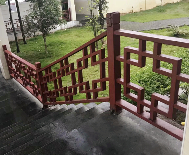 庭院别墅防护阳台铝护栏铝合金护栏定制品类齐全-搜了网(图1)