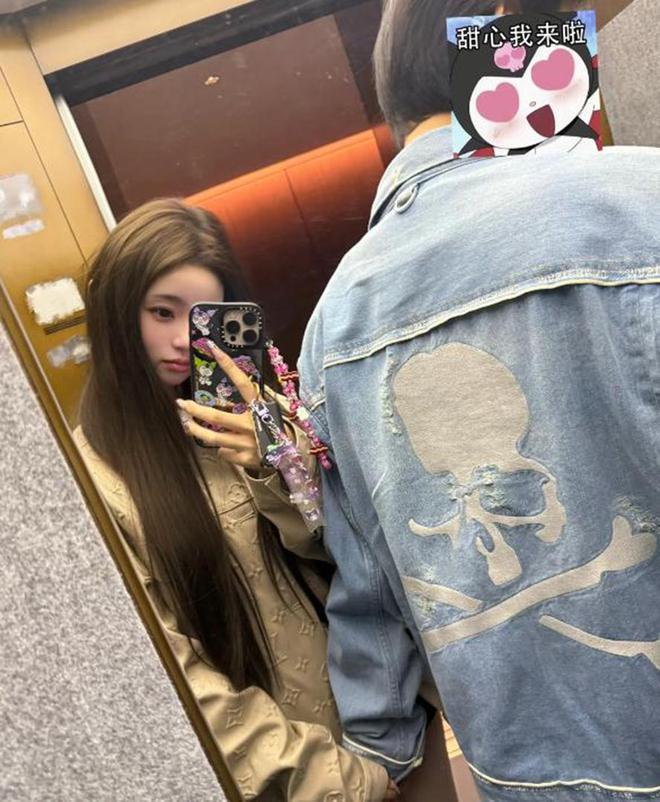 王思聪懒理黄一鸣叫板带新女伴游玩韩国主动排队买单很贴心！(图13)