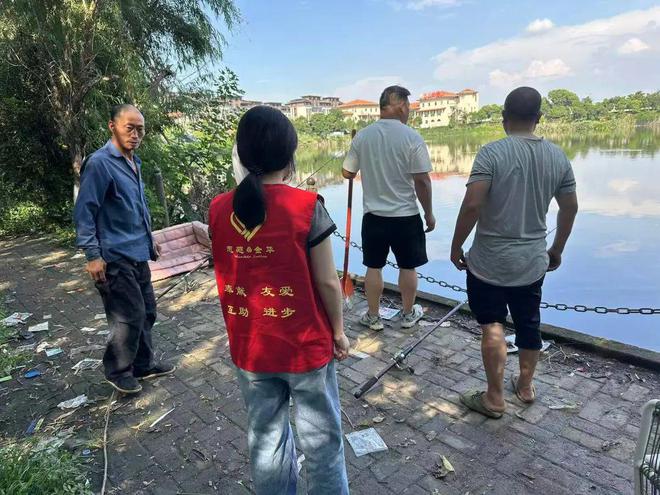 池塘边死鱼散发恶臭！市民闹心！金华这里(图4)