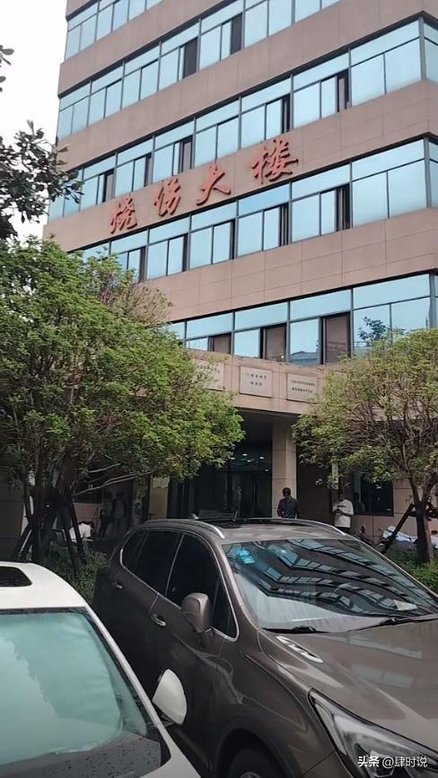 凯发国际燃气爆炸男子烧伤后续：房东忽视整改通知原因曝光与老鼠有关(图4)