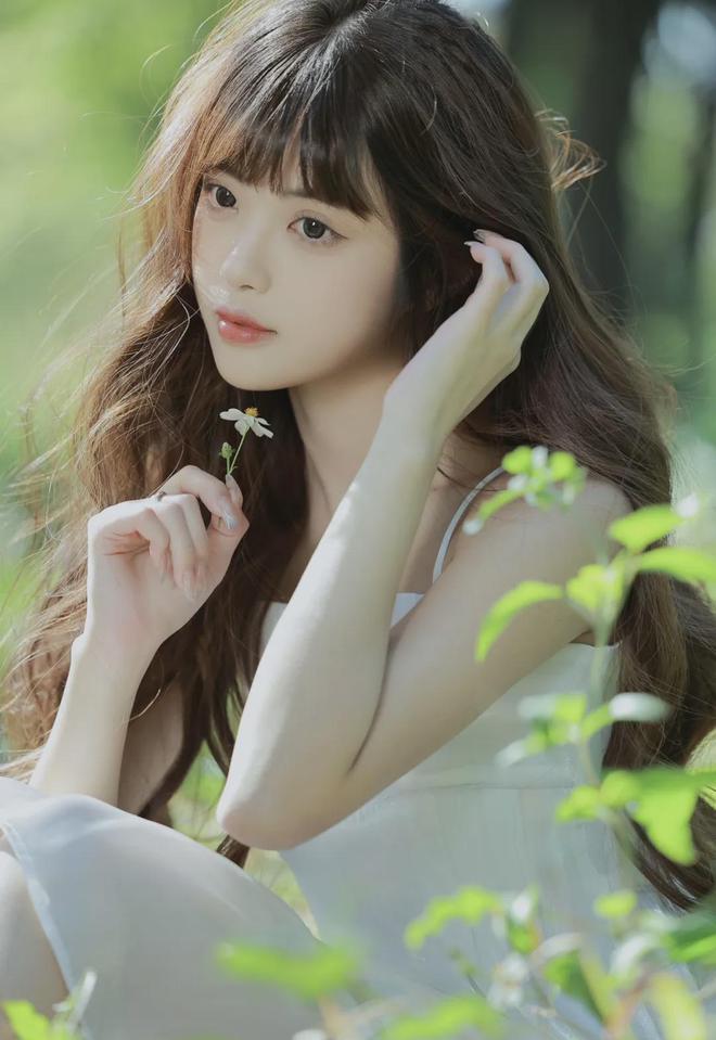 泰国玩小幼稚8至10岁的女孩_泰国玩小幼稚8至10岁的女孩V(图1)