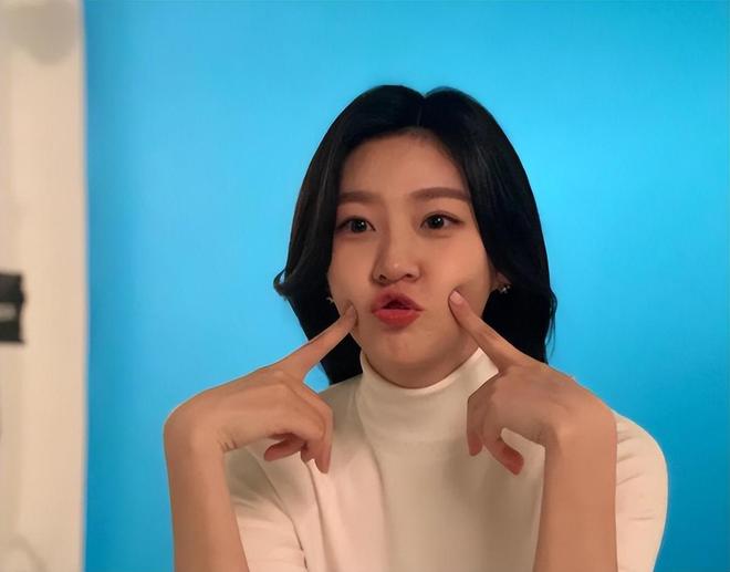 凯发旗舰厅金赛纶录音公开：第一次发生关系在初二他用金钱把我变成疯女人(图6)