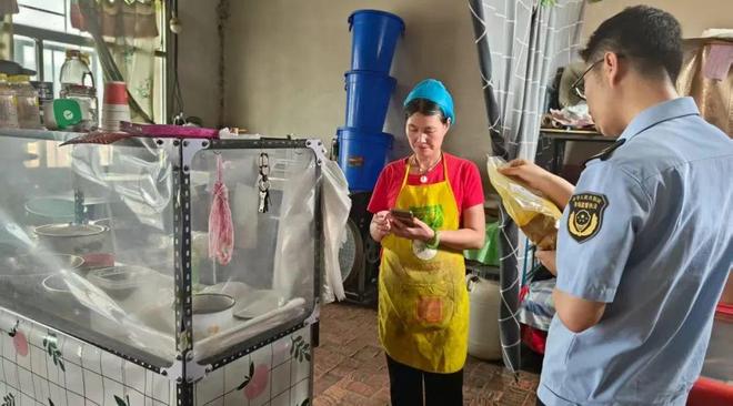 北城铺镇市场监督管理所开展烤饼店食品安全专项检查(图1)