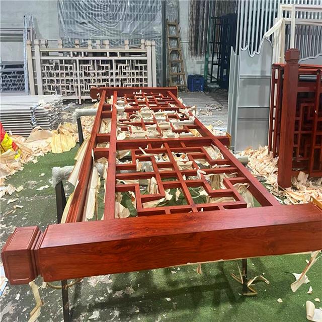 铝合金护栏仿古表面木纹工艺效果仿古金属铝护栏有哪些优点ag凯发(图2)
