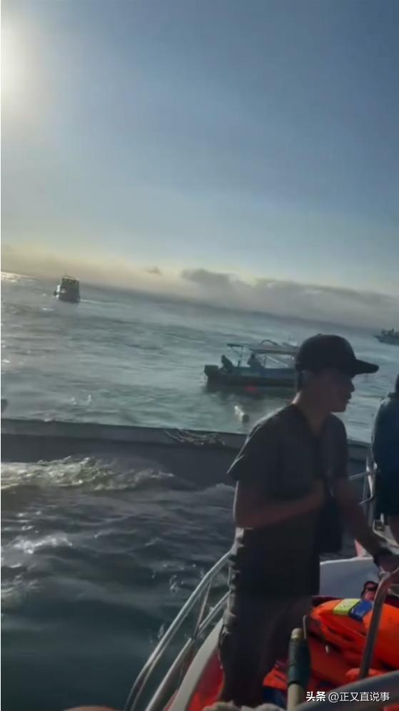 巴厘岛游艇侧翻：89人没穿救生衣水淹一半人还在船舱砸窗ag凯发逃生(图6)