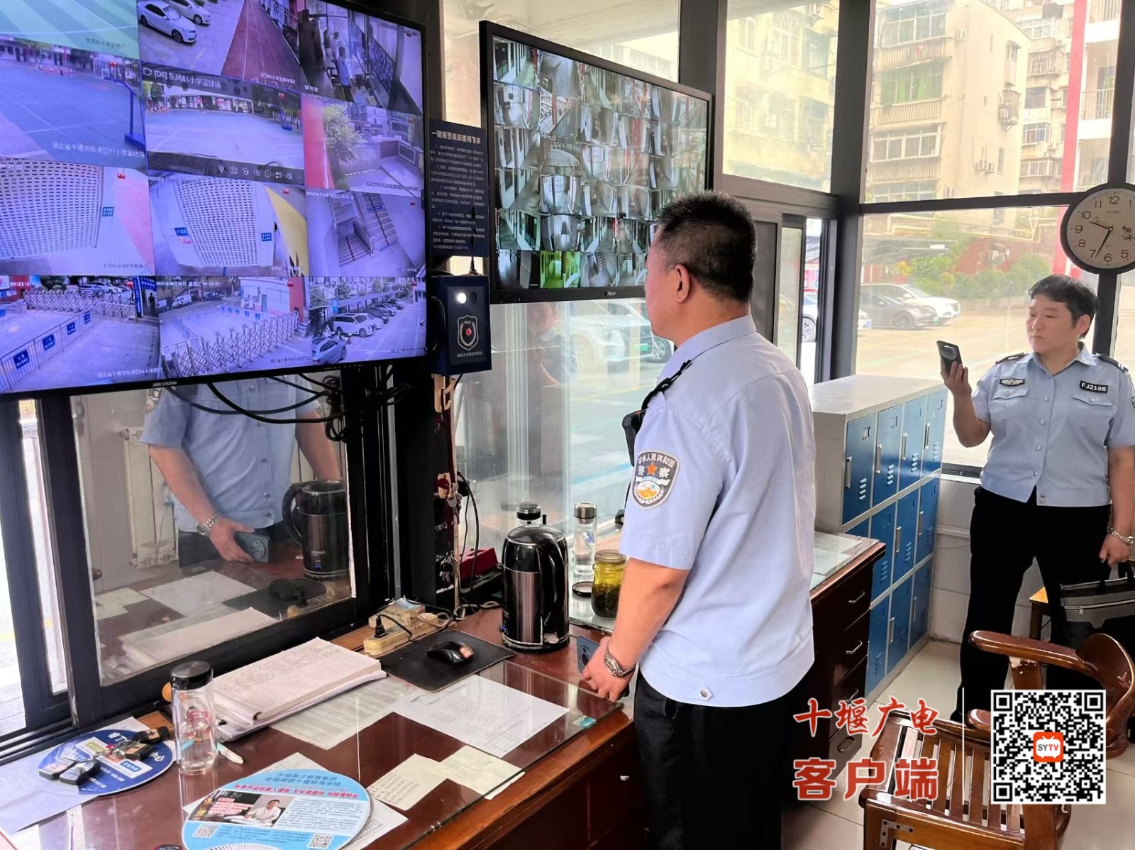 东风61小学开展校园安全检查活动(图2)