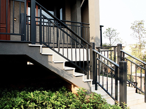 凯发旗舰厅楼梯扶手介绍