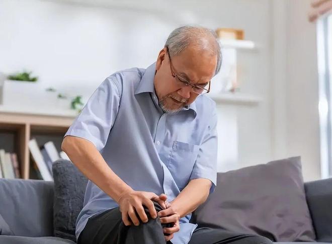 剑桥大学研究:骨质疏松是全身性疾病不能只补钙还要重视这些(图2)