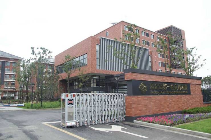 2025上海嘉定区医养结合养凯发国际老院推荐失能特护有保障专业医护团队、适老化设施一应俱全速查电话地址与费用!(图7)