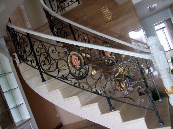 凯发旗舰厅家用楼梯扶手介绍楼梯扶手高度一般多少