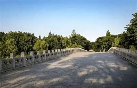 小众玩转南京手册：国立美术陈列馆+七桥瓮古桥2日文艺出片行程(图3)