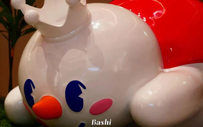 全国最大蜜雪冰城来了！千平空间雪王坐镇重庆又添城市新地标(图9)