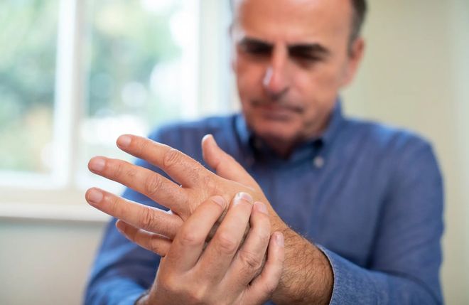 帕金森综合征病人患病多年病情发展迅速一碗汤十几味药从而重获新生！