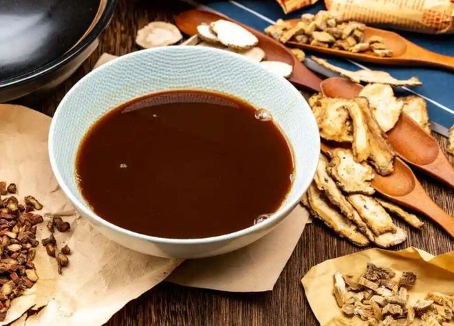 帕金森综合征病人患病多年病情发展迅速一碗汤十几味药从而重获新生！(图3)