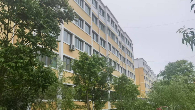 金川区2024年滨河路街道老旧小区改造项目工程进度完成95%26凯发国际58户居民将迎来宜居新环境(图2)