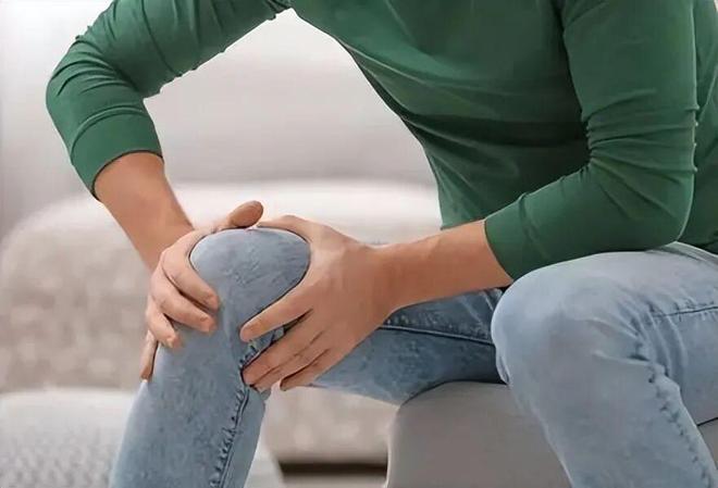 上了年纪的女人小心“老寒腿”今年流行这么穿个个保暖又时髦(图3)