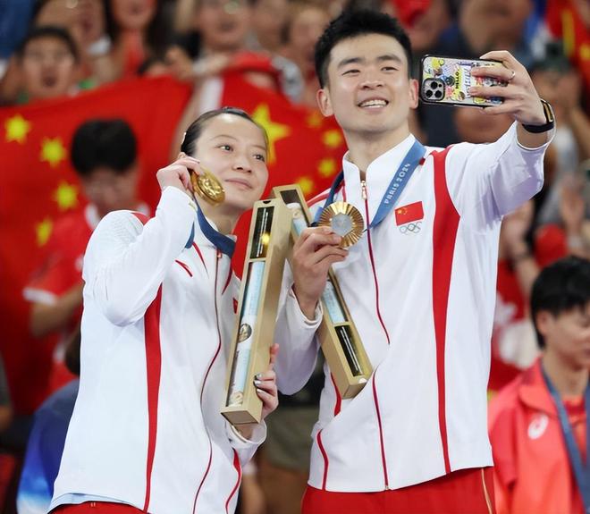 熊猫体育平台:再见!全运会刚结束已有11位选手官宣退役最大38岁最小28岁(图26)