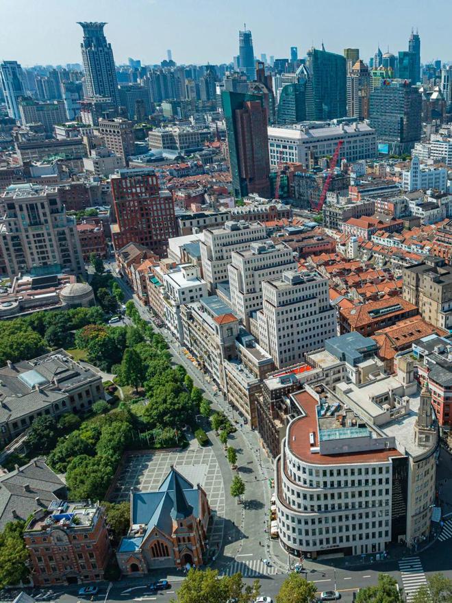 凯发旗舰厅百度AI热搜®黄浦洛克外滩源售楼处丨洛克外滩源发布：购房热潮(图19)