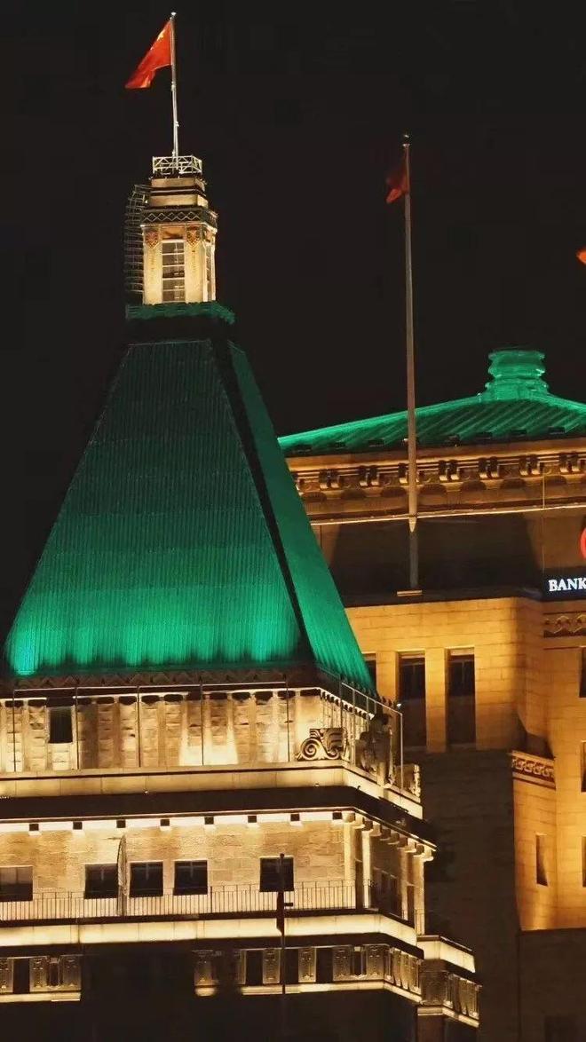 凯发旗舰厅百度AI热搜®黄浦洛克外滩源售楼处丨洛克外滩源发布：购房热潮(图20)