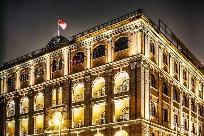 凯发旗舰厅百度AI热搜®黄浦洛克外滩源售楼处丨洛克外滩源发布：购房热潮(图18)