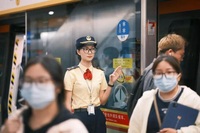 进站有人等、换乘有人接！如何预约→