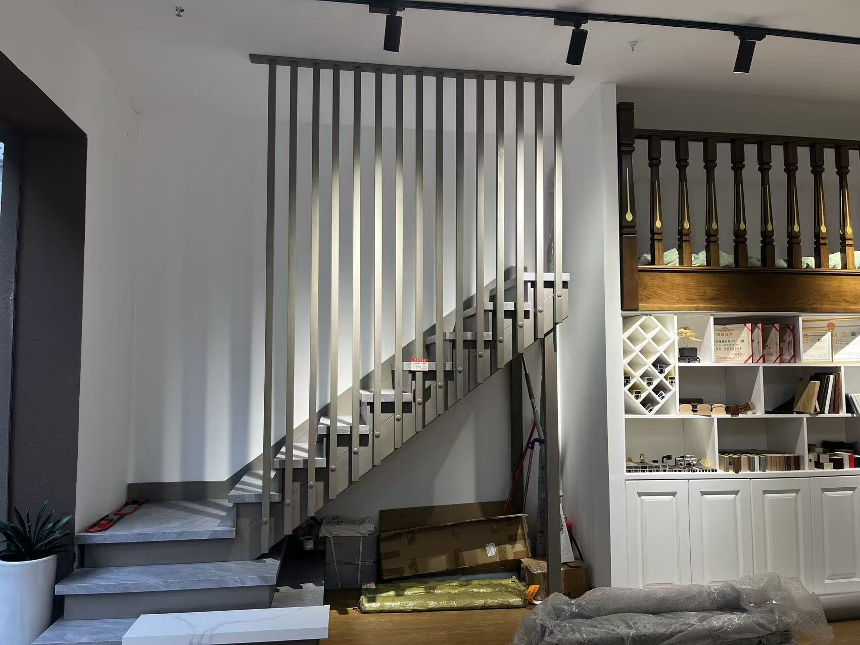 2025年下半年四川楼梯栏杆专业服务商综合推荐指南凯发旗舰厅(图3)