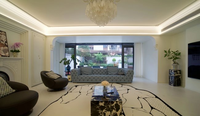 顶流配置的具象化：解读岳麓山别墅中弗朗茨土建电梯的全面产品力