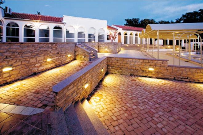 墙角灯生产厂家：小角落大格局！(图2)