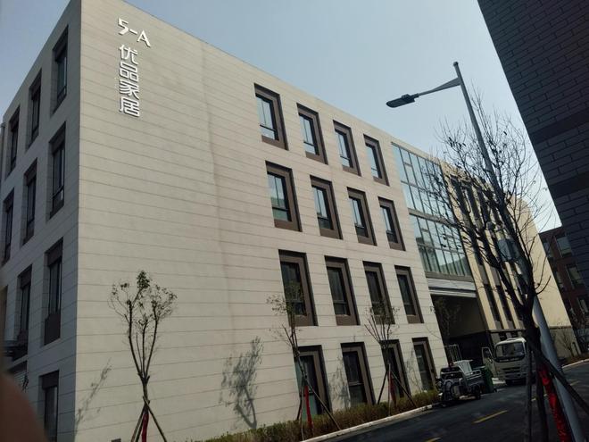 伸缩楼梯推荐河南优品可定做尺寸上门安装超贴心(图2)