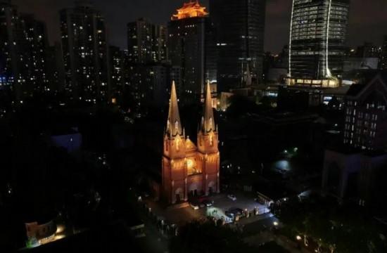 流光绘史：徐家汇源百年凯发国际历史建筑的夜色新篇(图12)