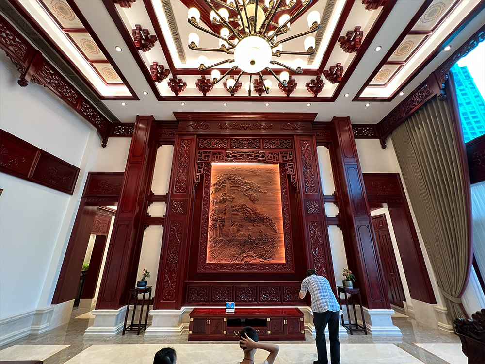 凯发国际莱安华筑古建红木整装案例:贵州遵义赤水700㎡别墅非洲紫檀中式装修实景赏析(图1)