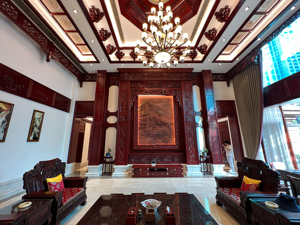 凯发国际莱安华筑古建红木整装案例:贵州遵义赤水700㎡别墅非洲紫檀中式装修实景赏析(图2)