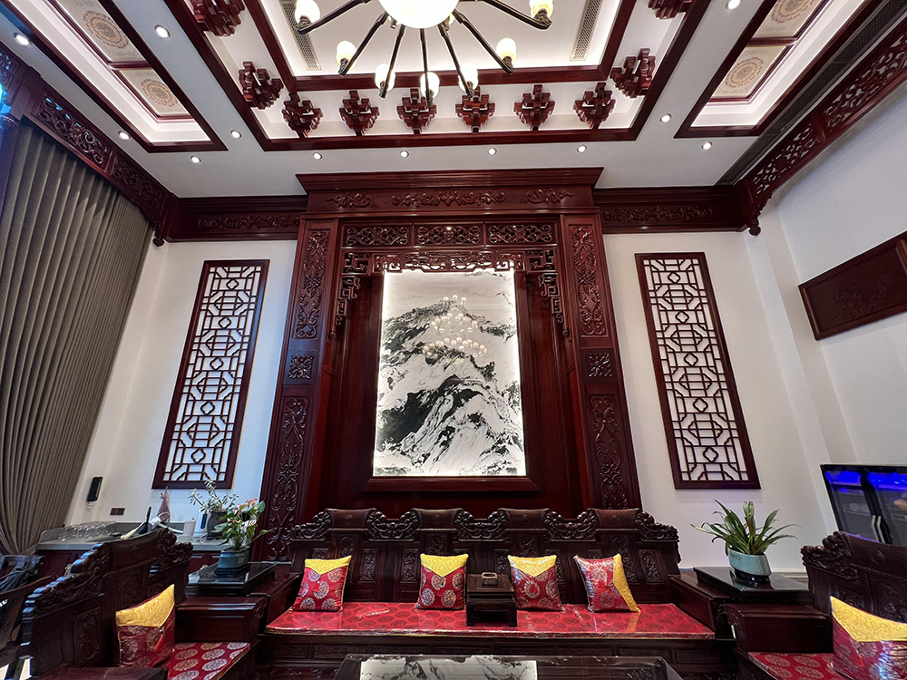 凯发国际莱安华筑古建红木整装案例:贵州遵义赤水700㎡别墅非洲紫檀中式装修实景赏析(图3)