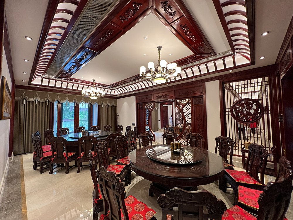 凯发国际莱安华筑古建红木整装案例:贵州遵义赤水700㎡别墅非洲紫檀中式装修实景赏析(图4)