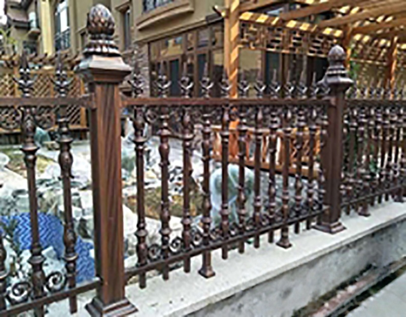 铝艺护栏设备(图1)