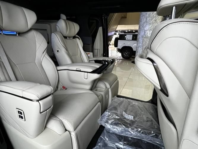 2025款丰田埃尔法依旧是商务车风向标各方凯发国际面表现均衡动力够强(图6)