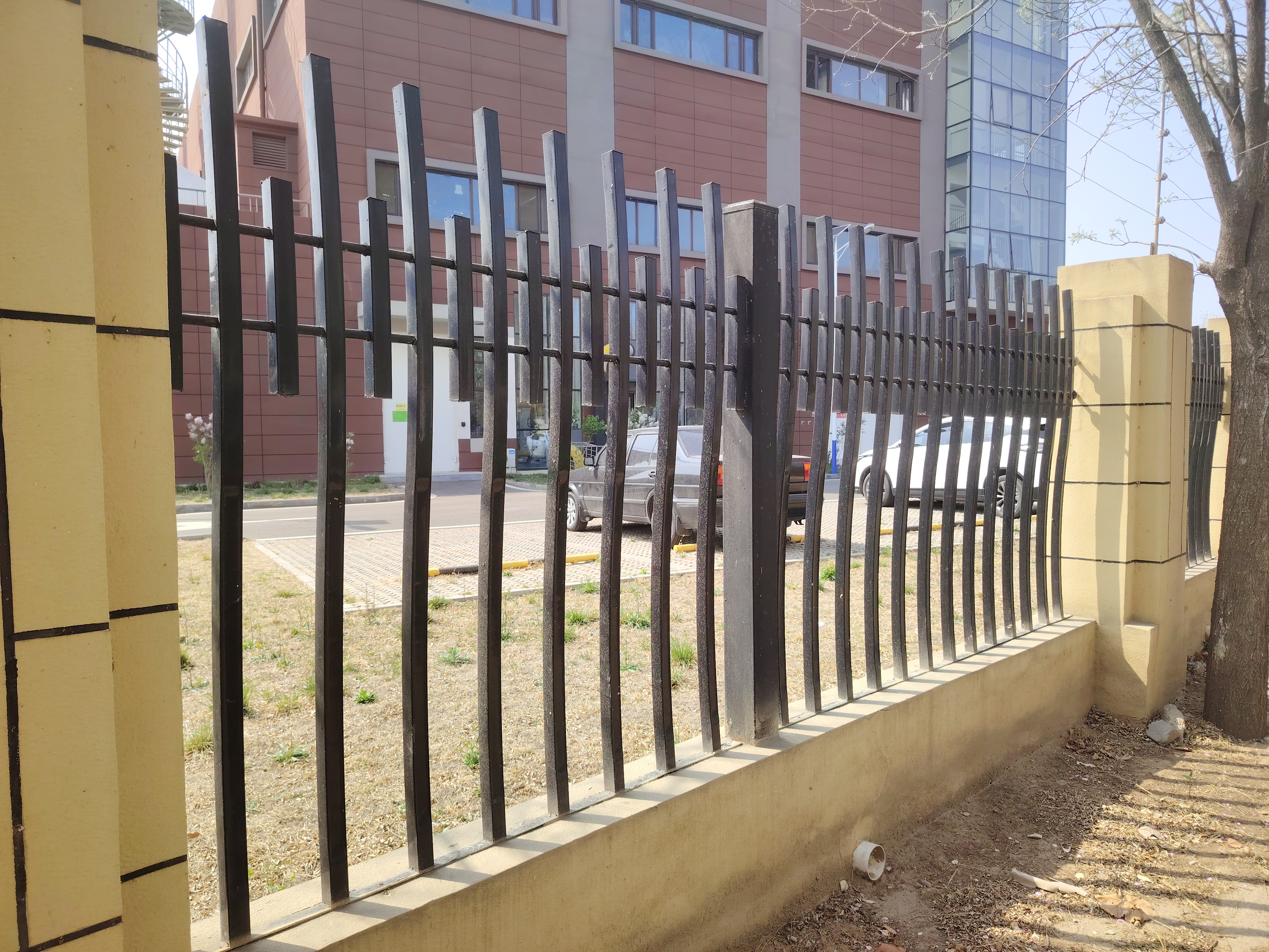 2026年湖北铝艺围栏选购指南：五大实力服务商深凯发国际度解析与避坑要点(图1)