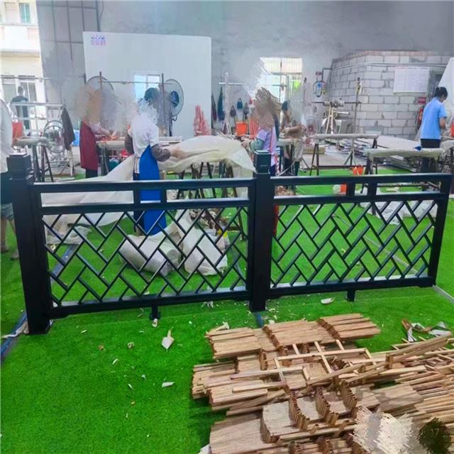 栏杆有哪些好看的铝合金护栏护手四合院护栏有哪些造型图案设计风格(图1)