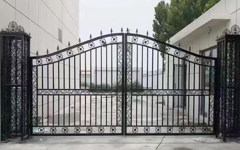 2026年当前赤峰铝艺围栏市场解析：如何甄选兼具性价比与定制实力的厂家？(图2)